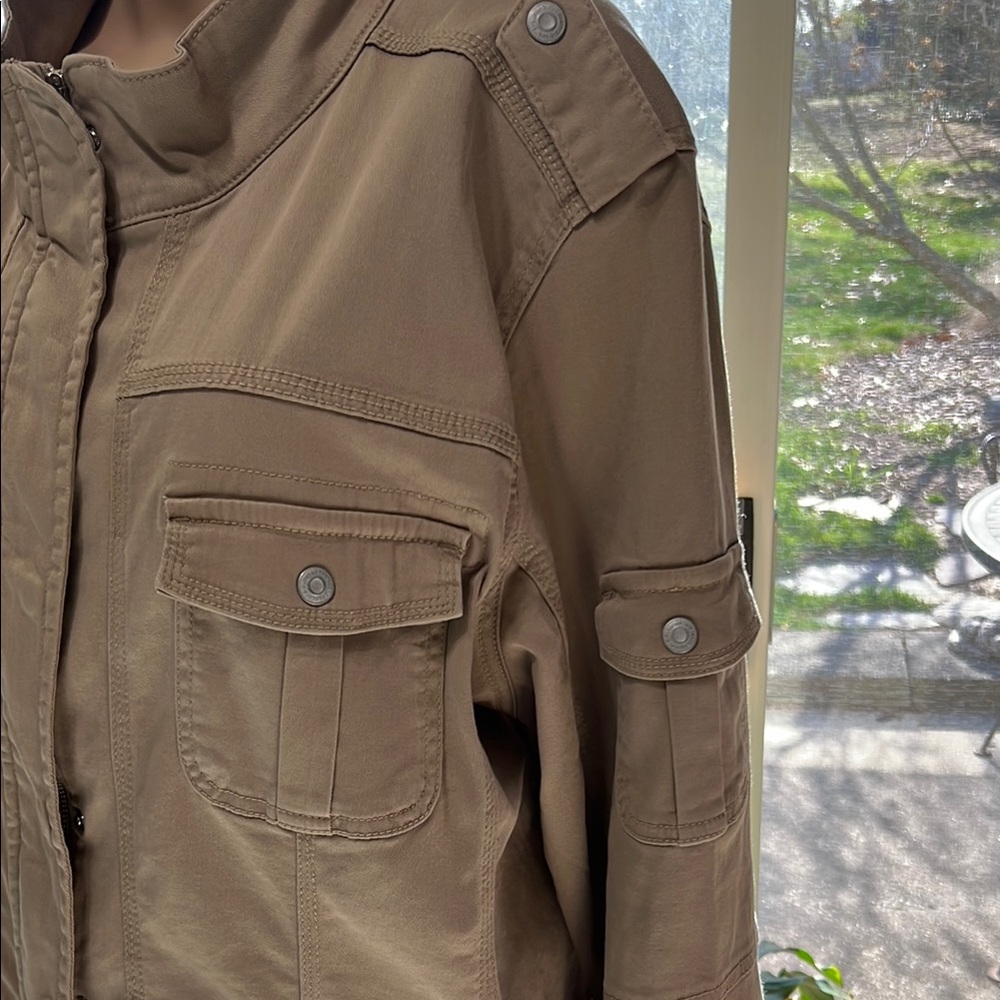 Safari Jacket, Cotton with Lots of Pockets! Zipper and Snaps, Excellent Conditi - Picture 4 of 12